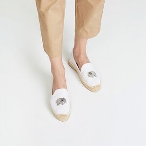 SOLUDOS Elephant Beaded Smoking Slipper in White Size 6